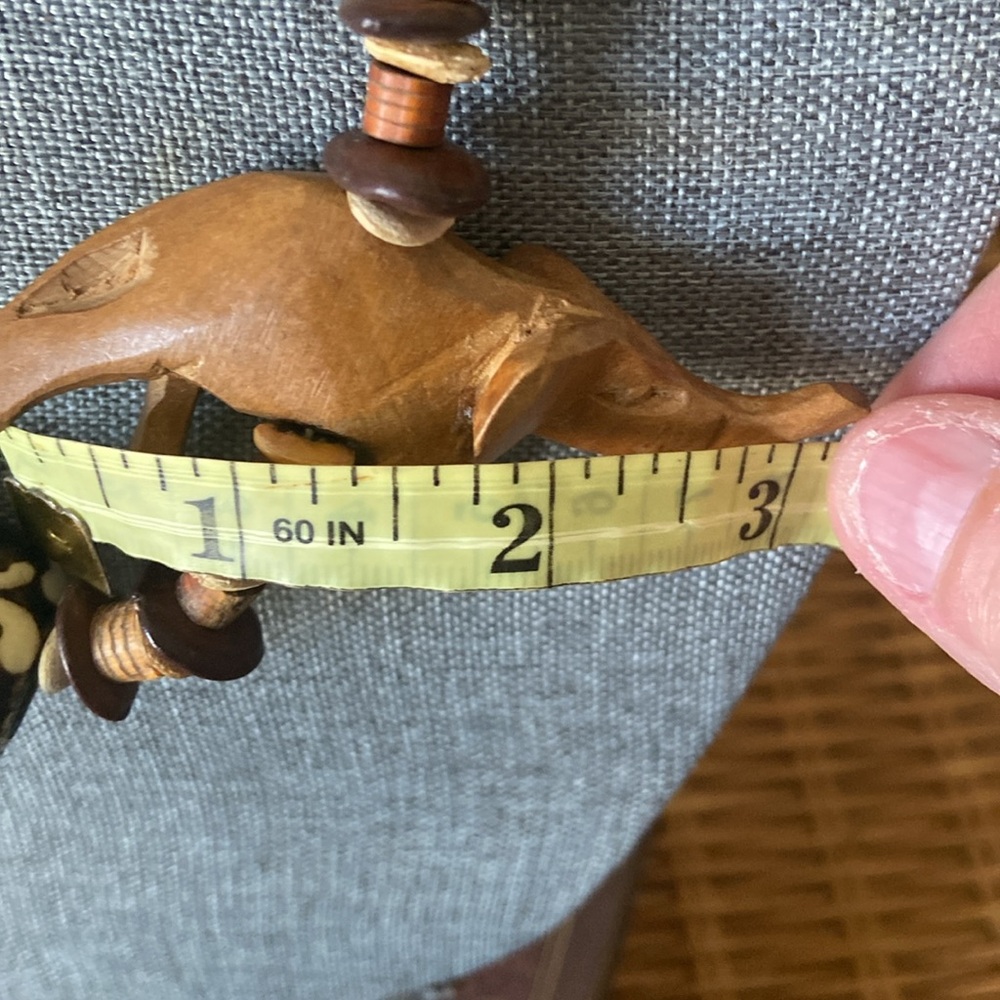 Vintage Hand Carved Bone & Wood Animals Safari Necklace - Picture 11 of 11